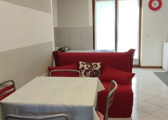 I Girasoli 1 Monolocale A Solo 3 Min Da Tirano Apartmán *